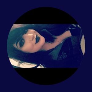 Meet your Posher, Dalia